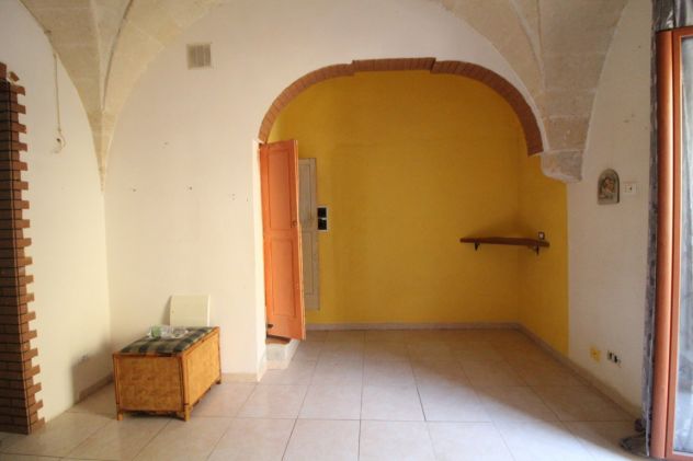 STABILE INDIPENDENTE VIA ROMA GROTTAGLIE - Foto 4