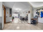 Appartamento di 110 m² con 3 locali e box auto in vendita a San Giuliano Mi &hellip;