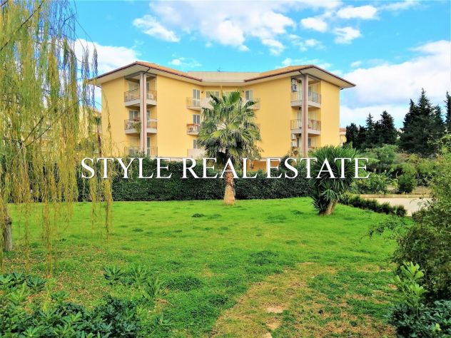 CASALE SICILIANO CON AMPIO GIARDINO IN CITTA' - Foto 10