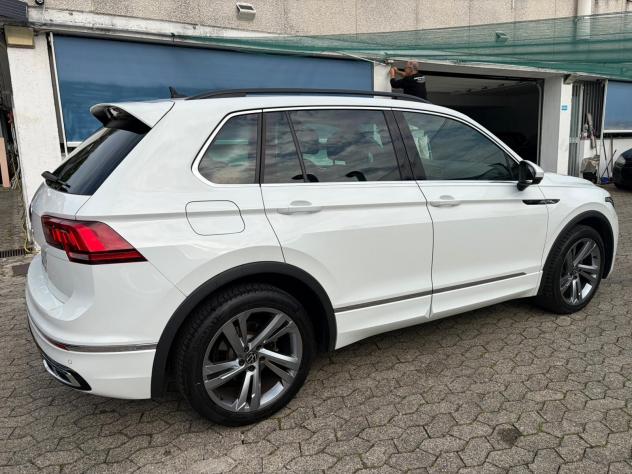 Volkswagen Tiguan 2.0 TDI 150 CV SCR DSG R-Line - Foto 6