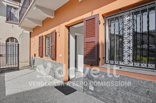 Casa indipendente di 100 m² con 4 locali in vendita a Leggiuno - Foto 3