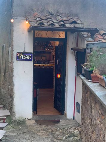AG.IMM VENDE EURO 11.000 CENTRO STORICO DI CALCATA BAR RISTRUTTURATO - Foto 5