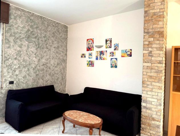 AMPIA STANZA SINGOLA DI CIRCA 25 MQ APPARTAMENTO CON SOLI 2 INQUILINI 700 - Foto 3