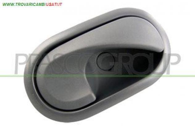 MANIGLIA ANTERIORE/POSTERIORE SINISTRA-INTERNA-NERA DA2208612 Meccanica  Impianto frenante  Pinze freni  Pinza freno a RENAULT - CLIO III - 2009  2013