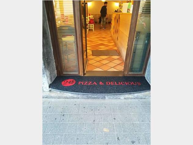 PRODUZIONE TAPPETI PERSONALIZZATI AD INTARSIO - Foto 5