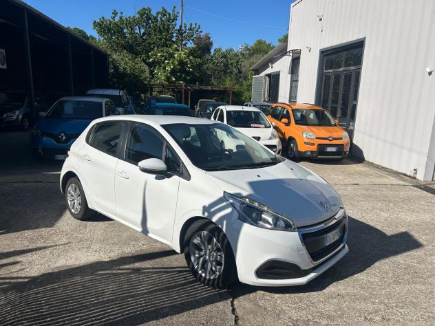 Peugeot 208 BlueHDi 100 5 porte Allure
