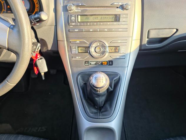 Toyota Auris 2.0 D-4D DPF 5 porte Sol CV-126 E4 Manuale NEO 2007 - Foto 10