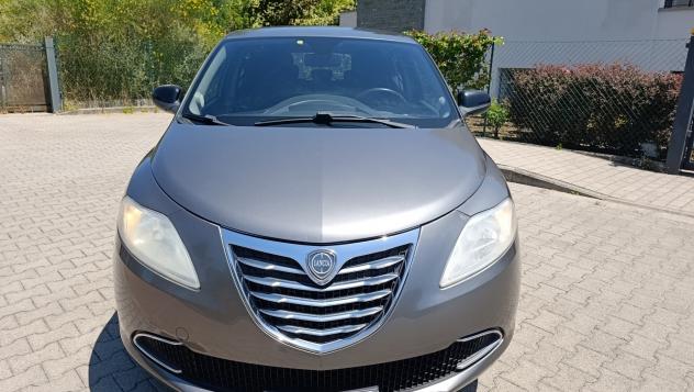 Lancia Ypsilon 1.2 69 CV 5 porte S&S Gold