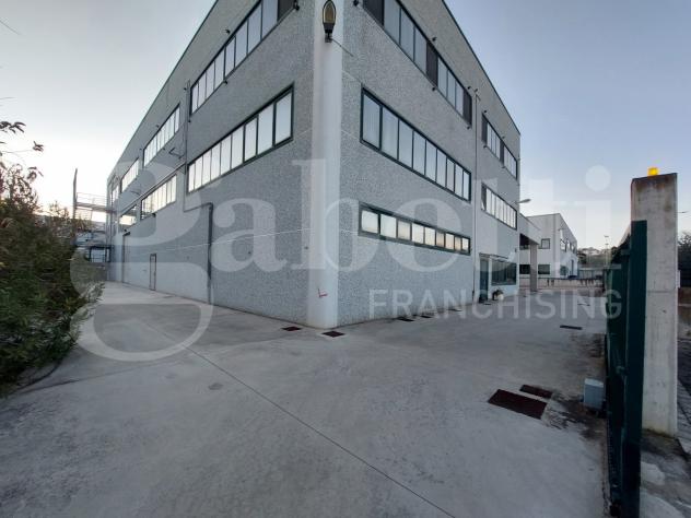 Capannone Industriale - Nereto . Rif.: Cod. rif A040VCG - Foto 13