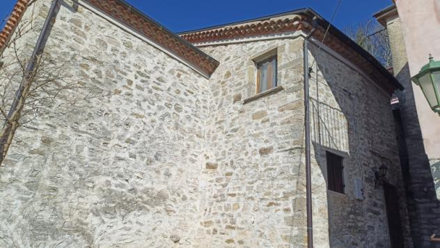 Casa indipendente 145 mq in Vendita a Castelpizzuto (IS)