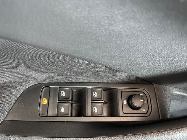 SKODA Kamiq Kamiq 1.0 TSI Black Dots - Foto 8