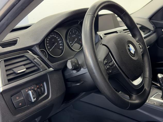 BMW Serie 3 316d Business Advantage Touring autom. - Foto 7