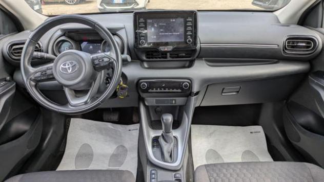 TOYOTA Yaris Hybrid 1.5cc 92cv rif. 23786375 - Foto 5
