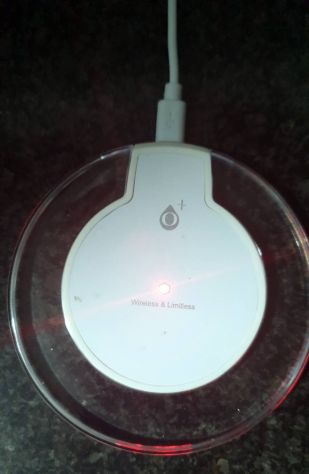 Pad per ricarica wireless ultra slim - Caricabatteria per smartphone - Foto 5