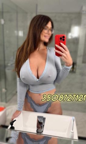 APRILIA -- NOVITÀ ALESSIA DOLCE RAGAZZA DIVERSA DALLE ALTRE UNICA! DOLCISSIMA SEXY TETTONA NATURALE - Foto 3 Tel:3508727121