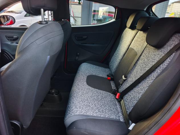 Lancia Ypsilon 1.2 69 CV 5 porte GPL Silver - Foto 8