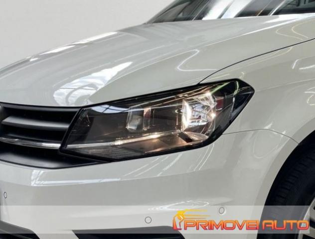 VOLKSWAGEN Caddy 1.0 TSI 102 CV Trendline Maxi rif. 19570406 - Foto 7