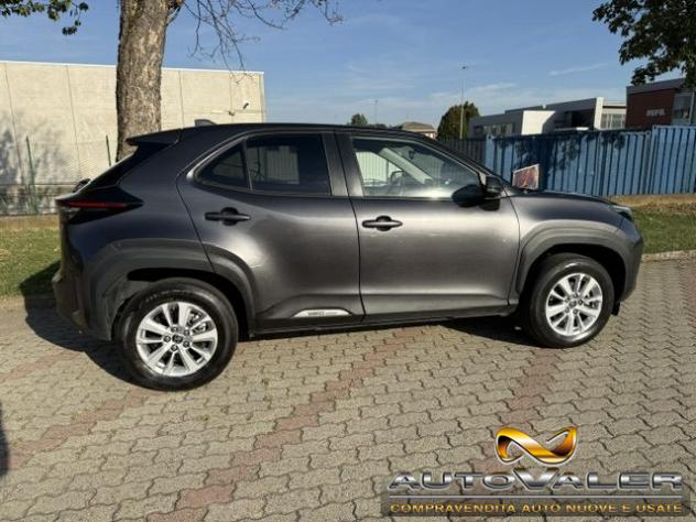 TOYOTA Yaris Cross 1.5 Hybrid 5p. E-CVT AWD-i Business rif. 24067465 - Foto 5