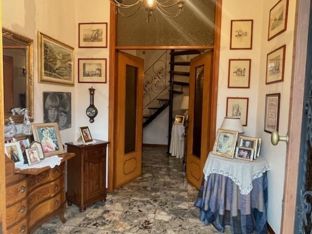 Porzione di casa in vendita a Massa - Foto 2