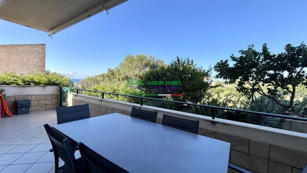 Rif. 2410 - Appartamento con veranda e posto auto a Marina di Ragusa - Foto 2