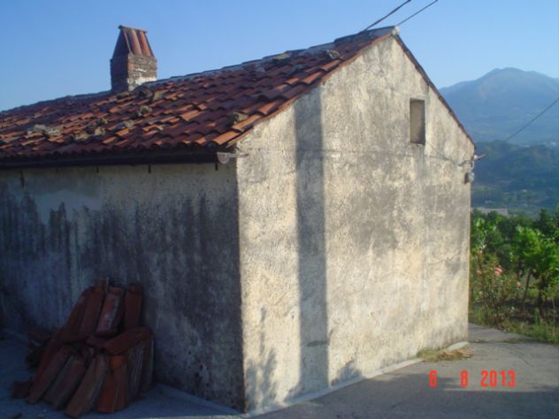 TRECCHINA.. Vendita Rustico con circa 10000 mq di terreno - - Foto 5