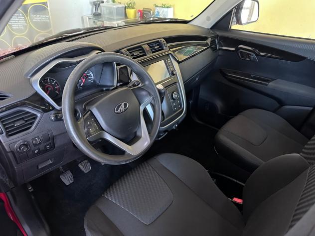 Mahindra KUV100 1.2 VVT K8 - Foto 6