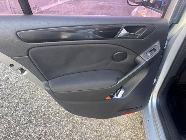 Volkswagen Golf 1.6 TDI DPF 5p. Comfortline - Foto 7