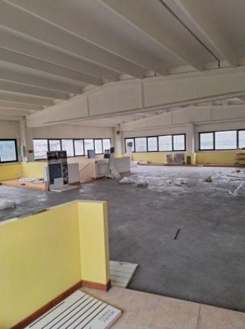 Immobile di 460 m² con più di 5 locali in affitto a Castelvetro di Modena - Foto 9