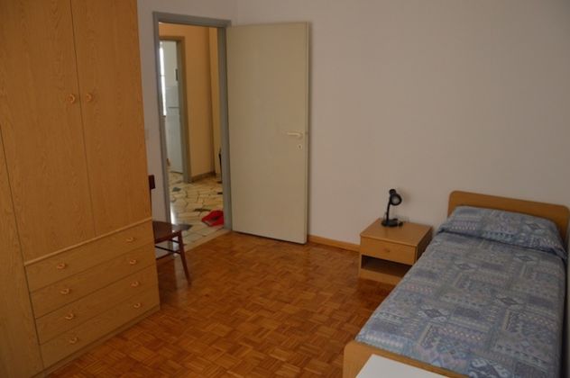 stanza singola studentesse 380 €/mese UTENZE COMPRESE