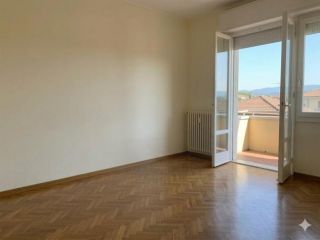 Appartamento in affitto a Sant'Anna - Lucca 130 mq  Rif: 1399729