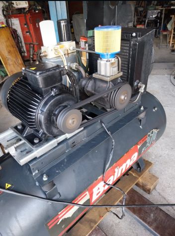 Compressore abac a  vite silenziato lt 270 quasi nuovo come da foto euro 1750 - Foto 3