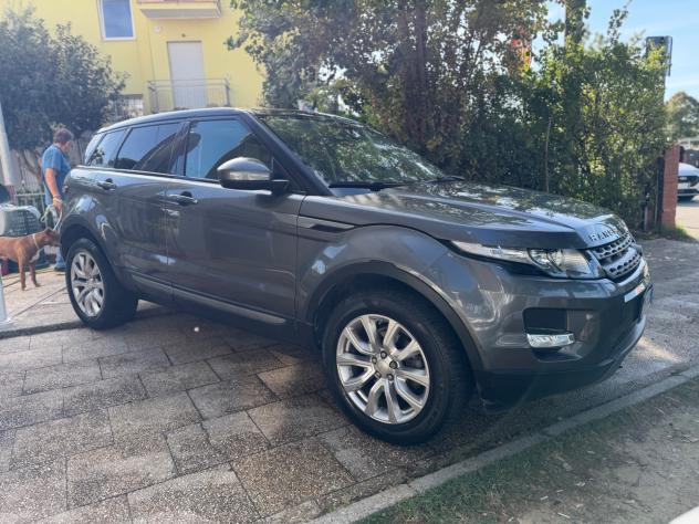 Land Rover Range Evoque 2.2 TD4 5p. Prestige - Foto 2