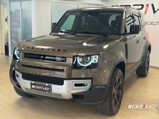 LAND ROVER Defender (2019) Defender 110 3.0D I6 300 CV AWD Auto SE - Foto 6