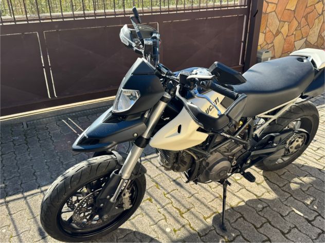 Hypermotard 796 - Foto 4