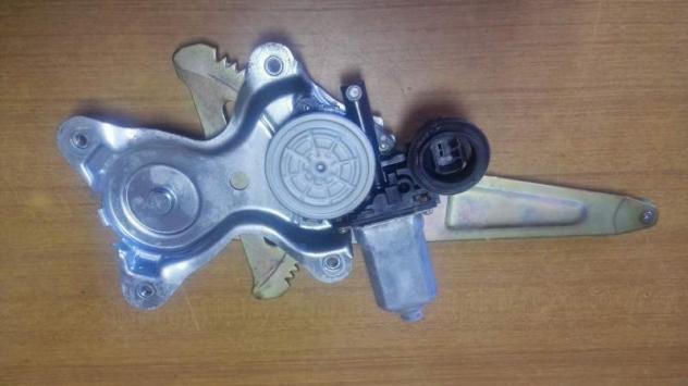 Motorino Alzavetro Posteriore Sinistro TOYOTA RAV 4 D4D 2005