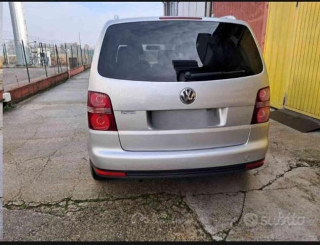 VOLKSWAGEN Touran 2.0 16V TDI Highline 7 porte rif. 23961264 - Foto 7