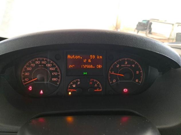 PEUGEOT Boxer 333 2.0 bluehdi 130cv L2H2 Comf.combi E6 - Foto 5