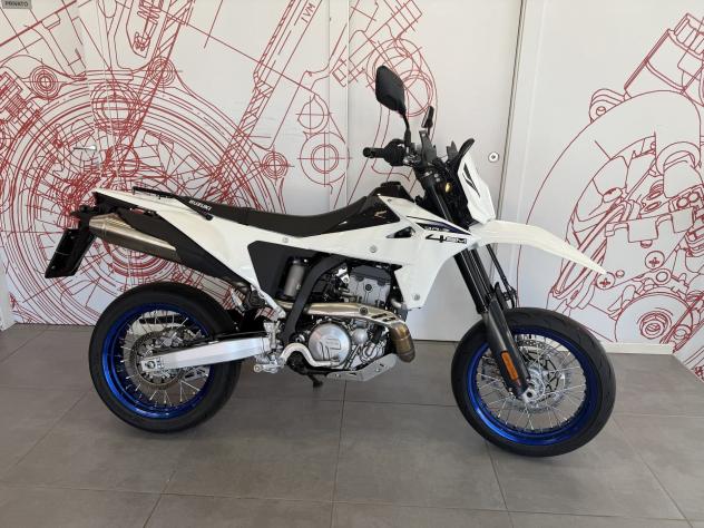 Suzuki DR-Z4SM SUZUKI DR-Z4SM - YM 2025