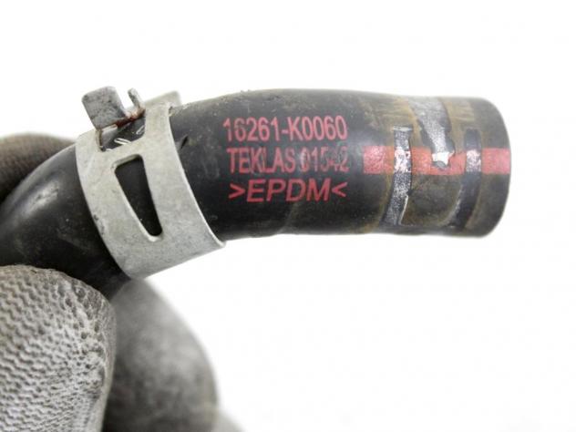 16261-K0060 MANICOTTO TUBO ACQUA LIQUIDO RAFFREDDAMENTO TOYOTA YARIS P21 1.5 I 68KW AUT 5P (2021) RICAMBIO USATO - Foto 5