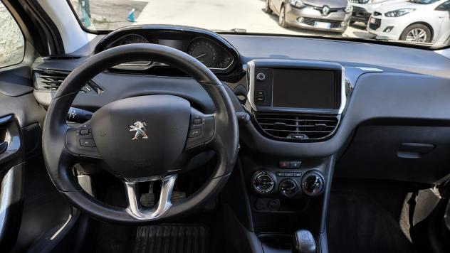 PEUGEOT 208 1.5 HDI 102 cv - Foto 9