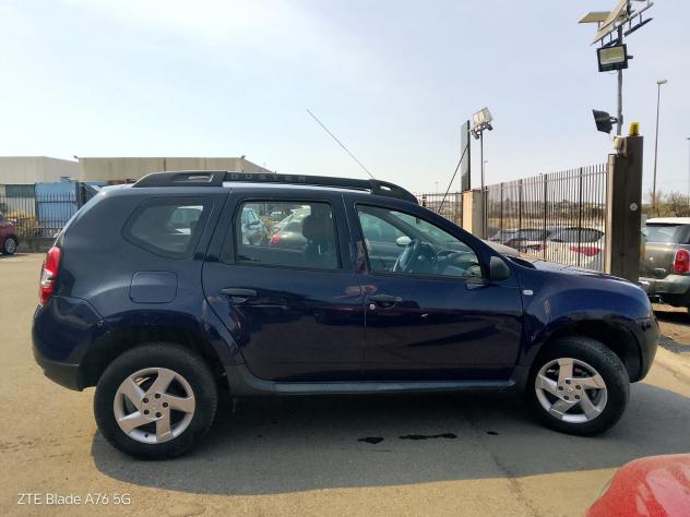 Dacia Duster 1.5 dCi 90CV 4x2 2017 - Foto 8