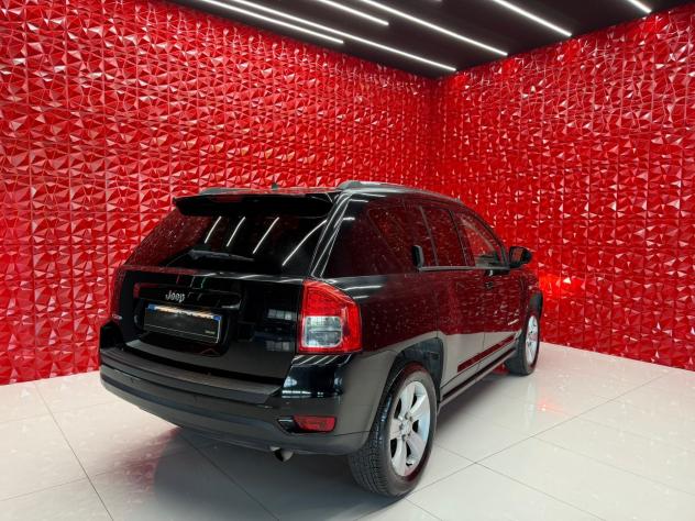 Jeep Compass 2.2 CRD Limited 2WD - Foto 4
