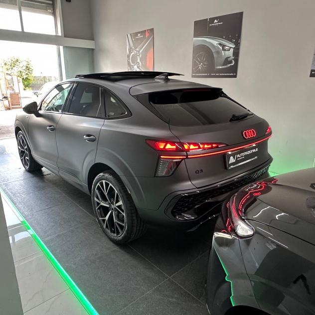 Audi Q3 Sportback 35 TDI S Tronic S-Line Edition Identity Black Madeira Brown Full Optional - Foto 5