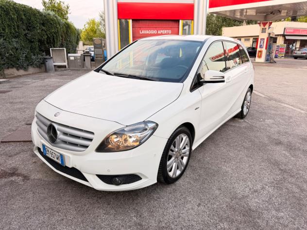 Mercedes B 180 BENZINA NEOPATENTATI GARANZIA 12/24M - Foto 2