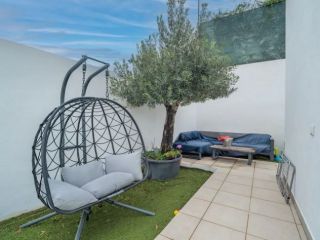SETTIMO TORINESE VILLA CON GIARDINO E PISCINA