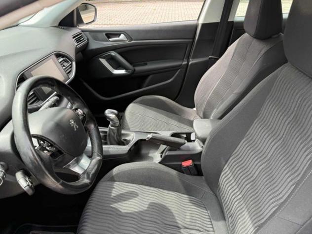PEUGEOT 308 1.6 HDi 92 CV Active rif. 24089161 - Foto 8