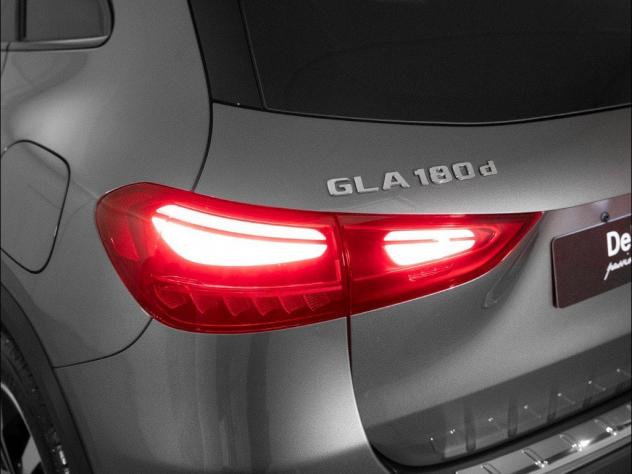 Mercedes-Benz GLA GLA 180 d Automatic Progressive Advanced Plus - Foto 8