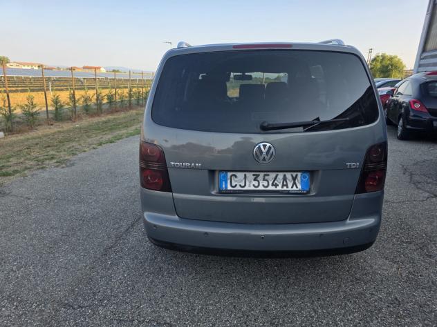 Volkswagen Touran 2.0 16V TDI Highline - Foto 2