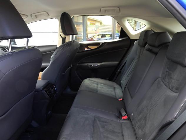 Lexus NX 350h Hybrid 4WD Business - Foto 8