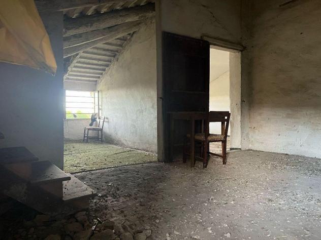 SALBORO: porzione di fabbricato su 2 piani da ristrutturare - Foto 2